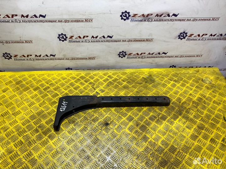 Кронштейн крыла Man Tgl Tgm