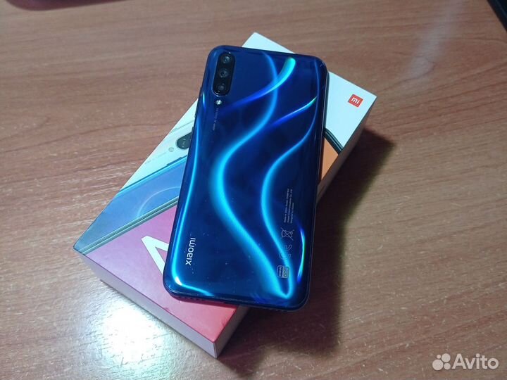 Телефон Xiaomi mi a3