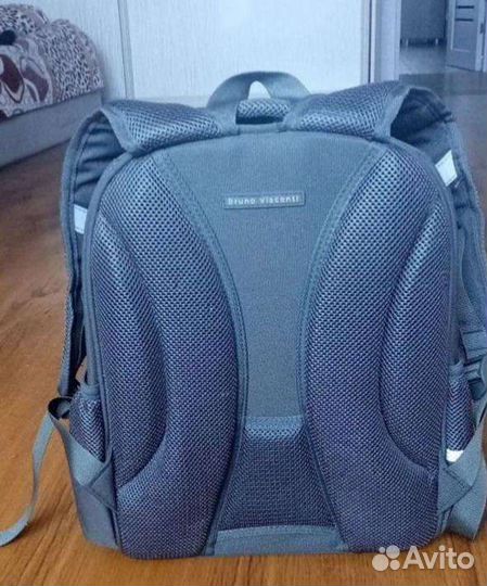 Рюкзак школьный