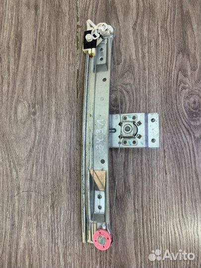 Стеклоподъемник задний левый Opel Corsa D хетчбэк