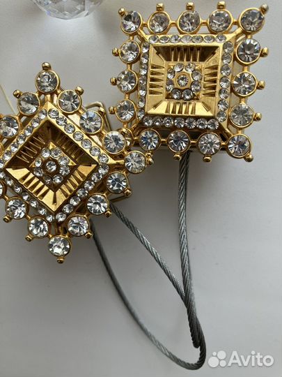 Подхваты магнитные для штор и кисти