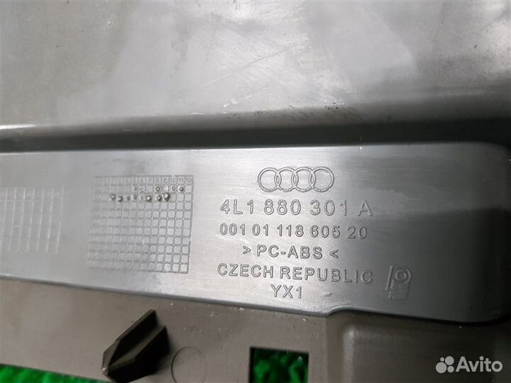Панель рулевой колонки Audi Q7 4LB BHK 2007