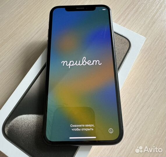 iPhone X, 64 ГБ