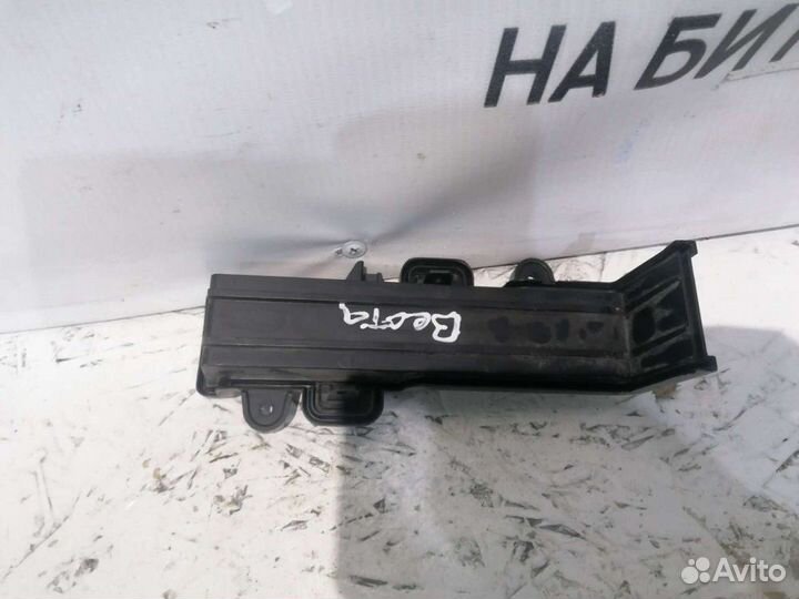 Крышка салонного фильтра LADA Vesta