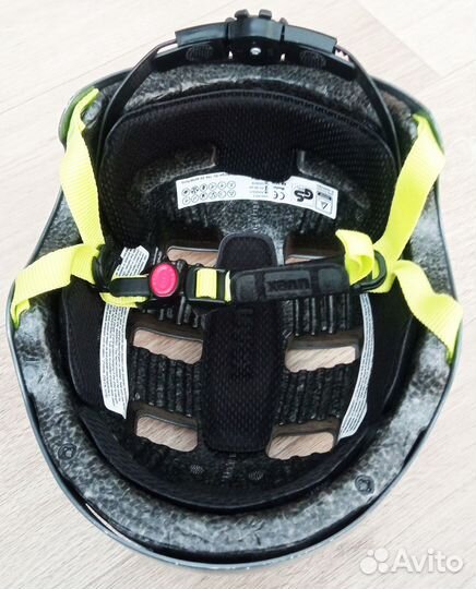 Детский шлем Uvex (Германия), велосипеды, ролики