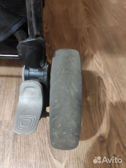 Коляска Baby design