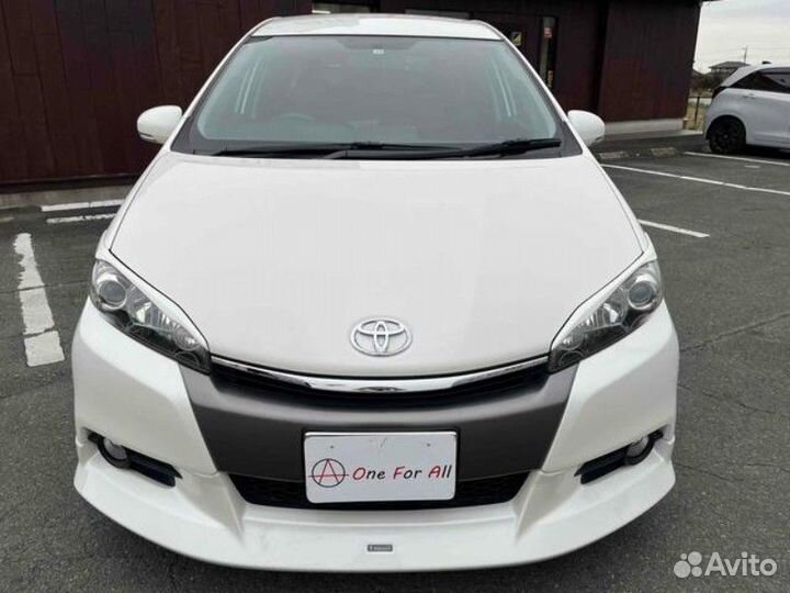 Toyota Wish 1.8 CVT, 2015, 32 560 км