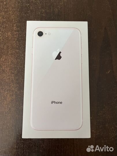 iPhone 8, 64 ГБ