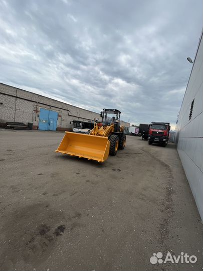 Фронтальный погрузчик Lonking CDM836N, 2023