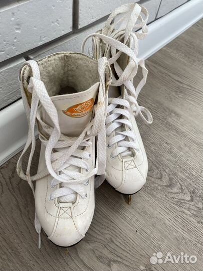 Коньки для фигурного катания