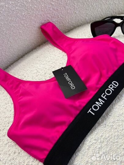 Стильный купальник с чашечками Tom Ford