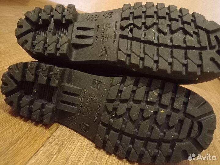 Резиновые сапоги 42-43р б/у