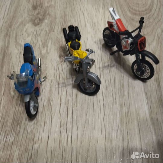 Продам детские товары Мотоцикл