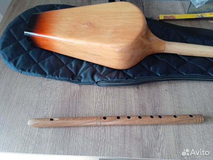 Пандури грузинский.Без шпона Из цельного дереваН