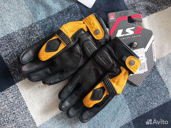 Мотоперчатки LS2