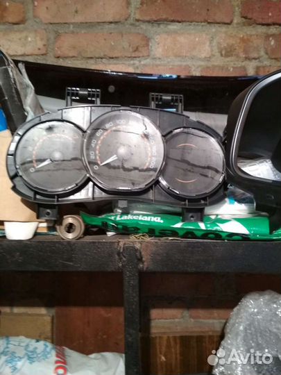 Панель приборов на икс рей кросс