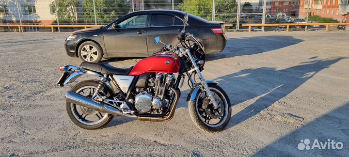 Мотоцикл Хонда CB 1100