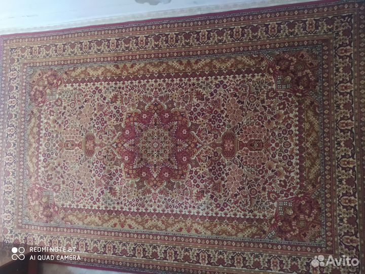 Ковры шерстяные б/у