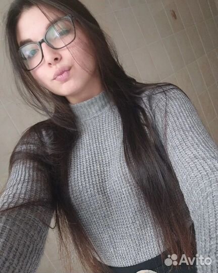 Администратор, Бариста, Ведущий развлекательных ме