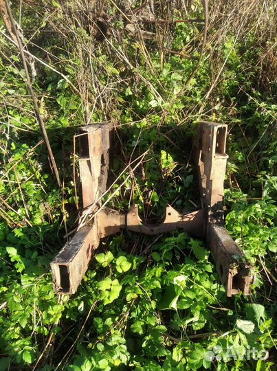 Навесное для лопаты