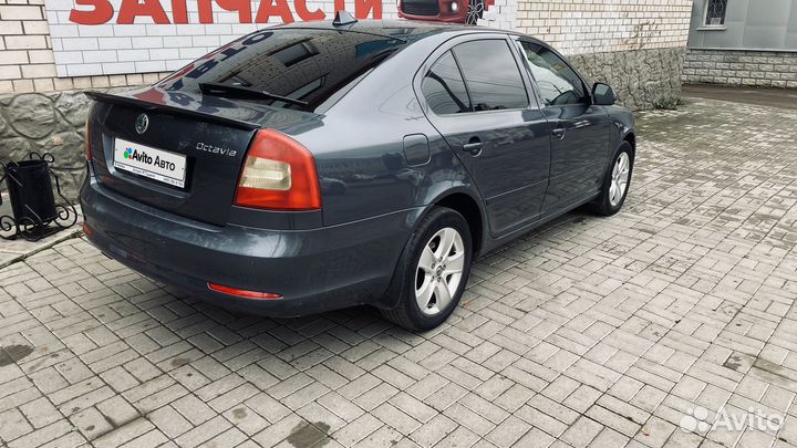 Skoda Octavia 1.8 МТ, 2010, 203 000 км