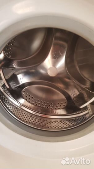 Стиральная машина на запчасти indesit узкая