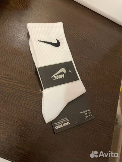 Носки nike высокие белые