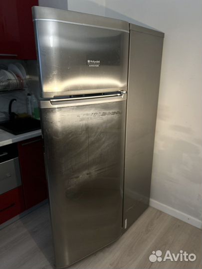 Холодильник hotpoint ariston бу