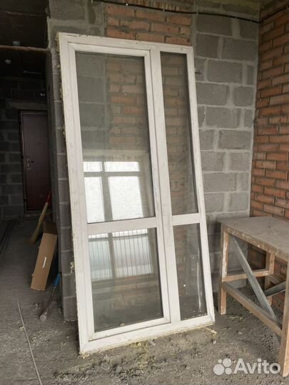 Оконный блок с дверью