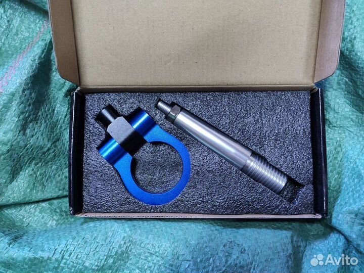 Буксировочная петля