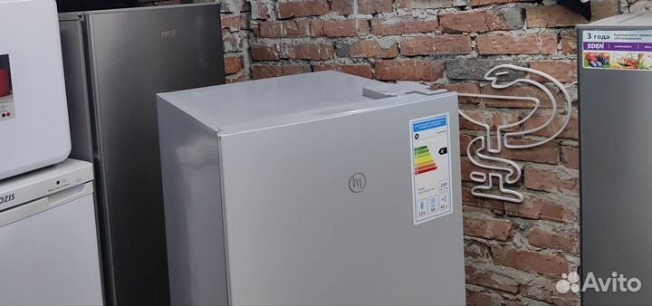 Холодильник Hi 160x55x55sm