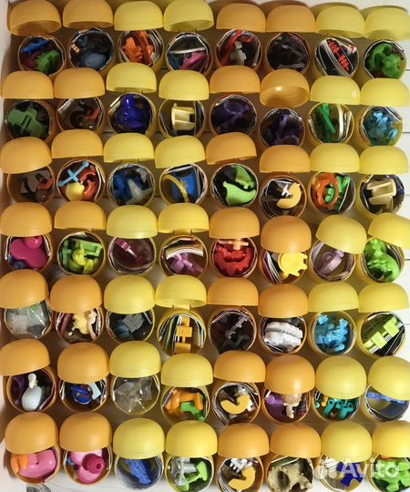 Игрушки из киндеров, новые, в капсулах