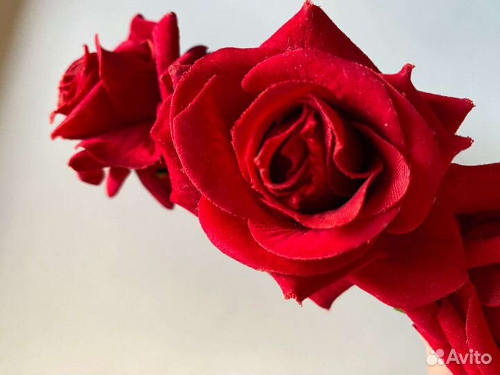 Ободок из роз