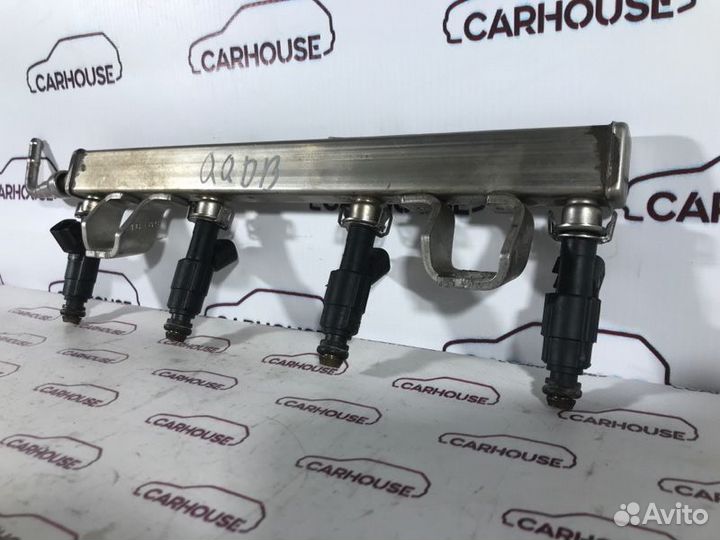 Рампа с форсунками Ford Focus 2 1.8 qqdb