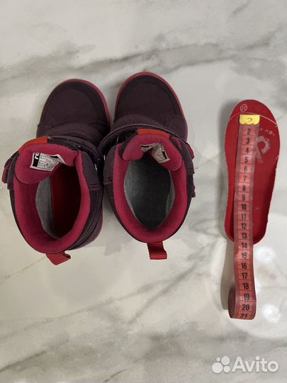 Ботинки демисезонные для девочки Reima