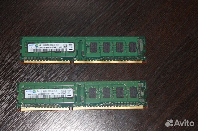 Два модуля памяти Samsung DDR3/1GB x 2/1333мгц