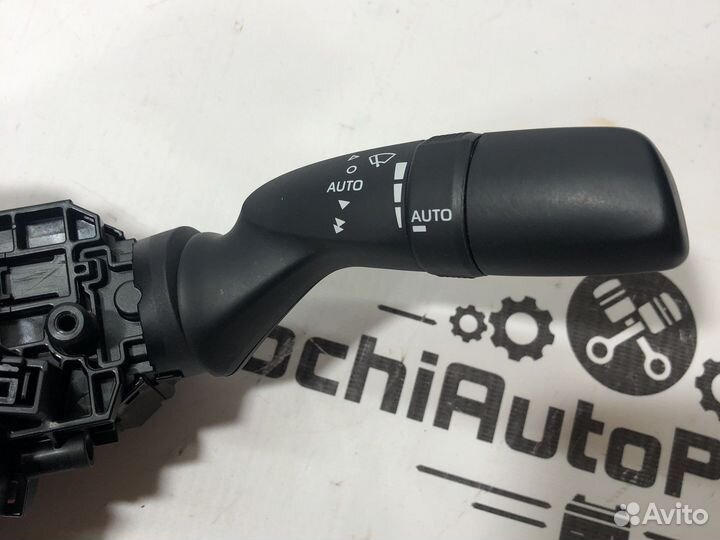 Подрулевой переключатель в сборе Toyota Camry V70