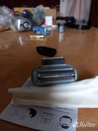 Карманная бритва,питание от 2-х батареек,компакт