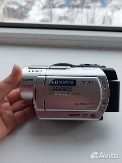 Камера Sony DSR-dvd408e
