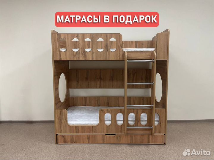 Детская двухъярусная кровать 