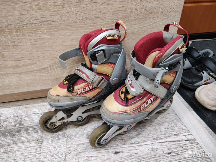 Роликовые коньки