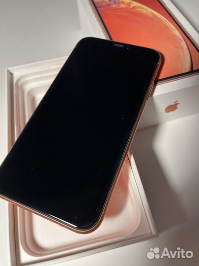 Телефон iPhone xr