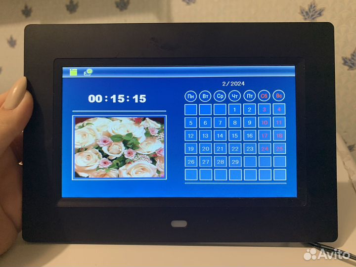 Цифровая фоторамка Digma PF-750