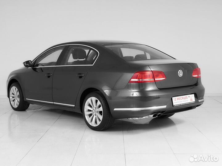 Volkswagen Passat, 2011