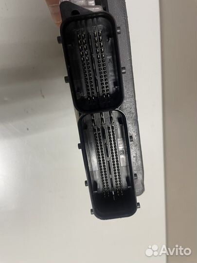 Блок управления двигателем Ауди Ку5 Q5 8R