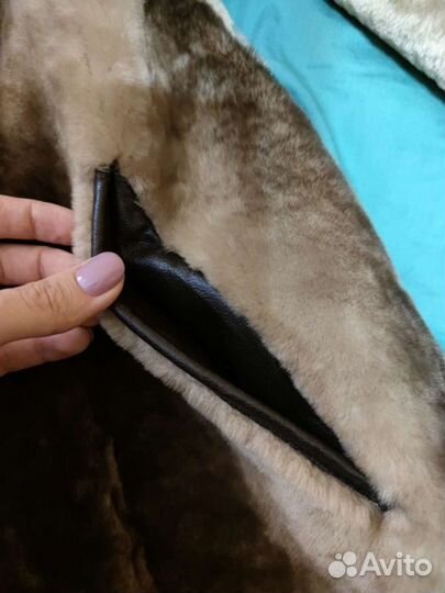 Шуба мутоновая с капюшоном