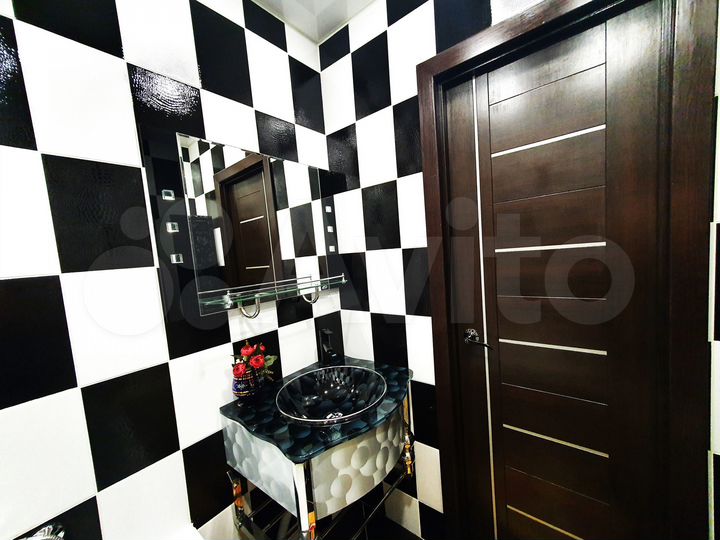 2-к. квартира, 56 м², 9/9 эт.