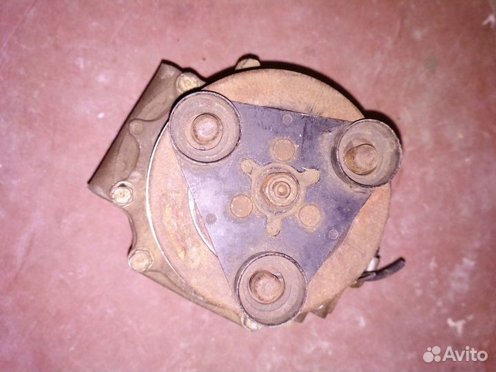 Компрессор кондиционера Митсубиши