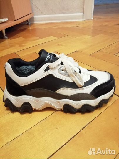 Кроссовки теплые