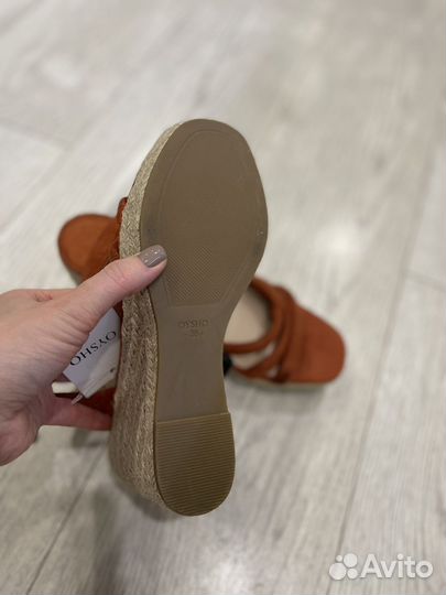Oysho босоножки 38